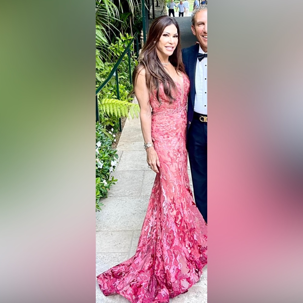 MACDUGGAL dress size 2 long coral dress